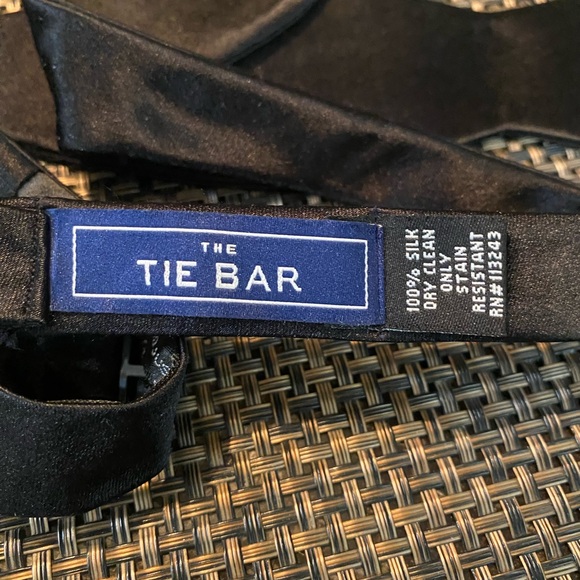 2 Tie Bar - Black Self Tie Bow Ties. Regular & Batwing - Picture 8 of 9